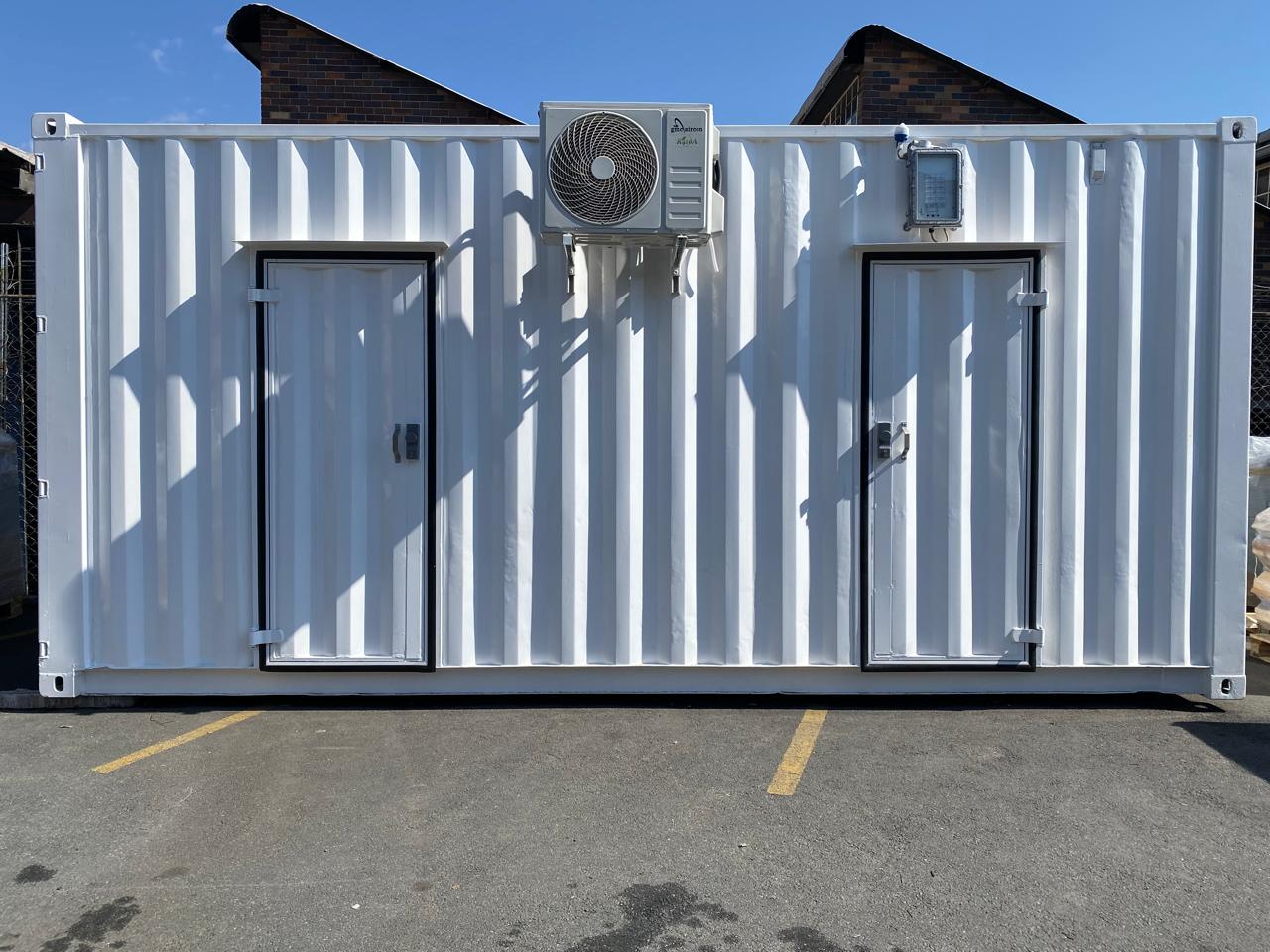 Read more about the article PPS Delivers 4000A Containerised Distribution Board for Hybrid Power Project